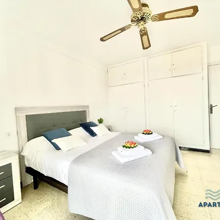 Apartbeach Malta Capri Vistas Playa Y Climatizado 萨洛