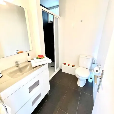 Apartbeach Malta Capri Vistas Playa Y Climatizado 萨洛