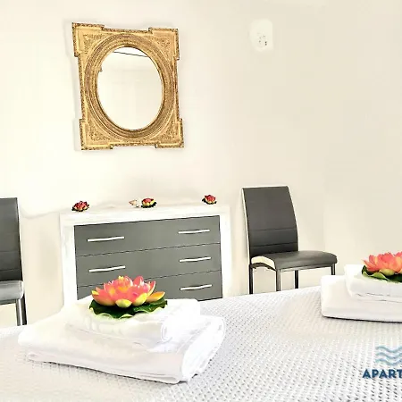 Apartbeach Malta Capri Vistas Playa Y Climatizado *