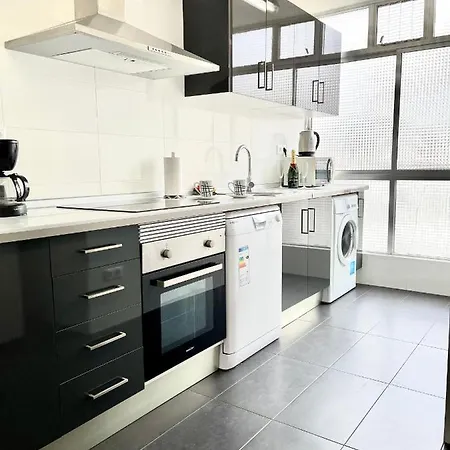 Apartbeach Malta Capri Vistas Playa Y Climatizado 公寓 萨洛
